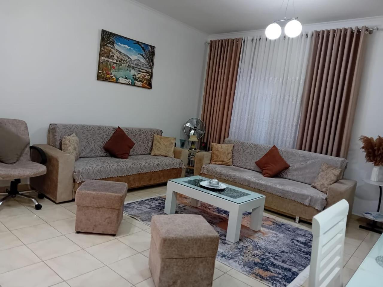 Enel Apartment City Center Саранда Екстер'єр фото